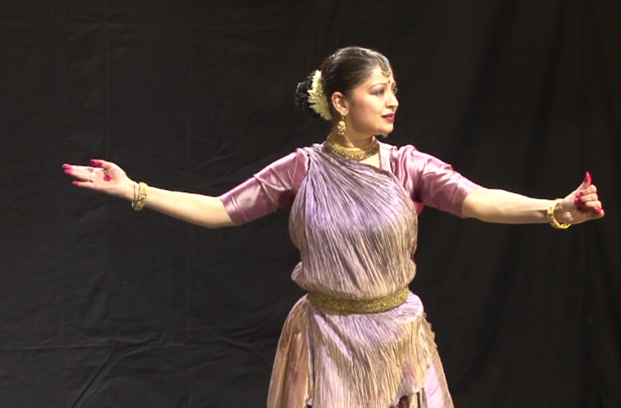 Kathak solo at Kathak Baithak, Saraswati Music College, New Delhi.